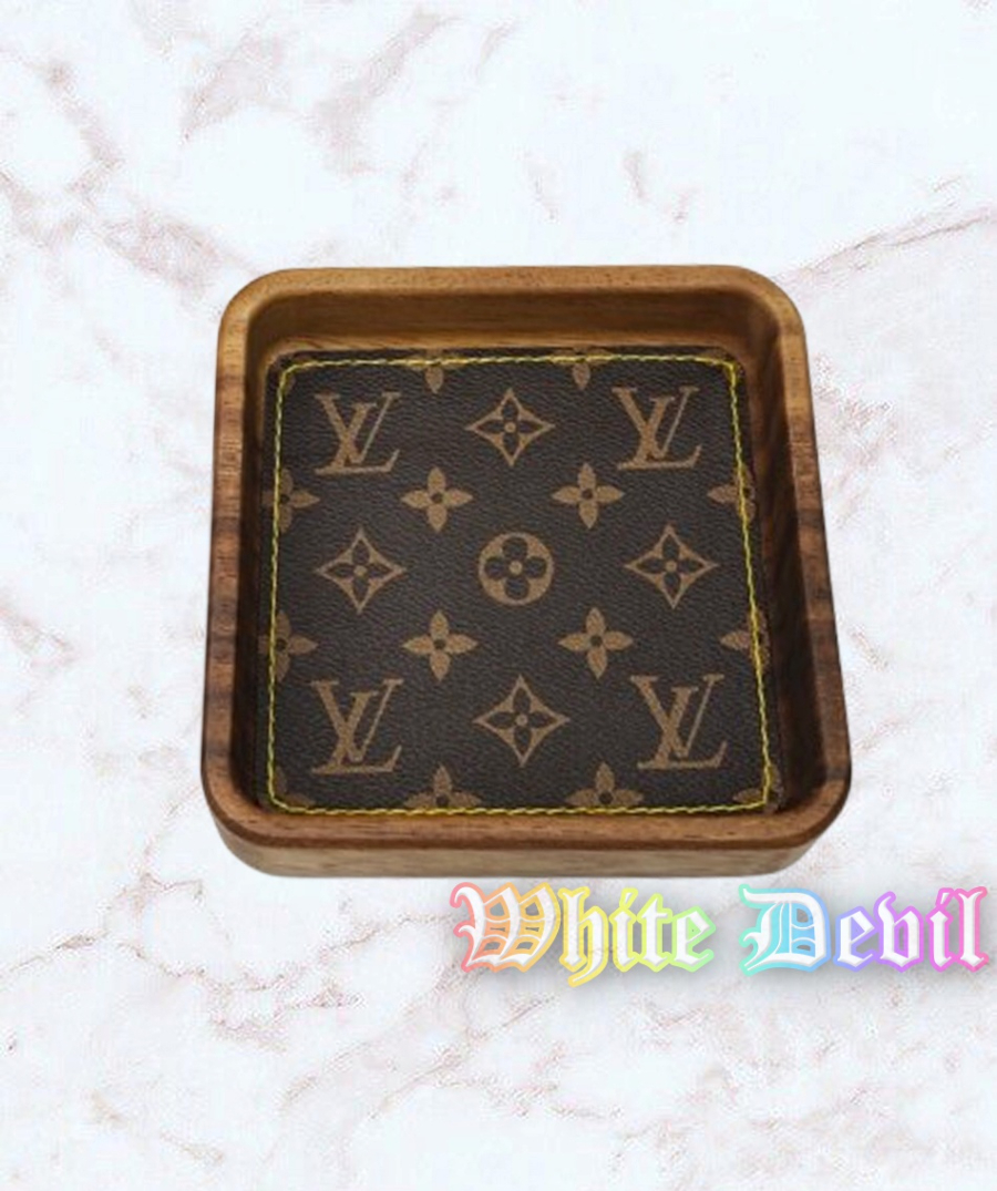 하얀악마 루이 트레이 (10).JPG