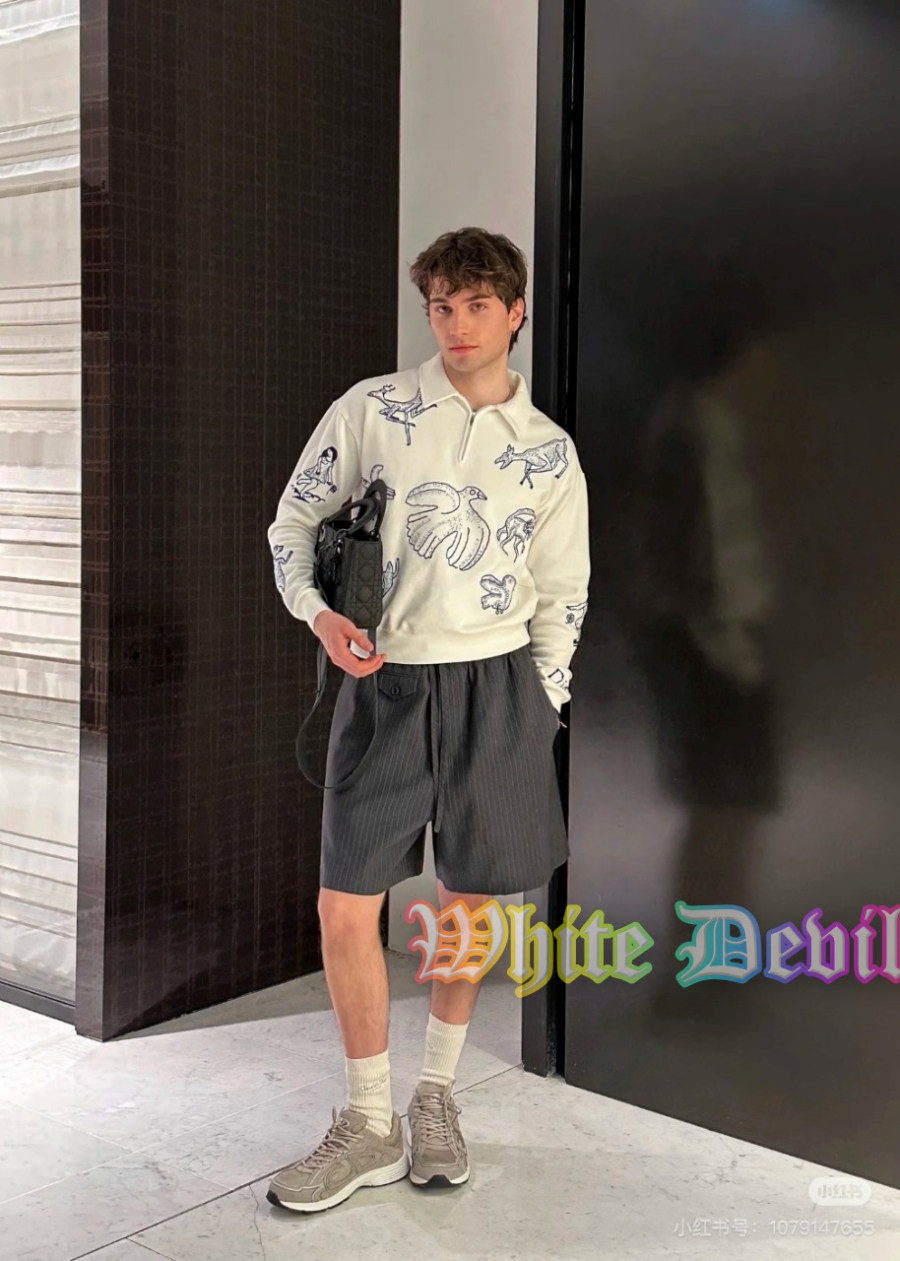 하얀악마 디올 티셔츠 (1).jpg