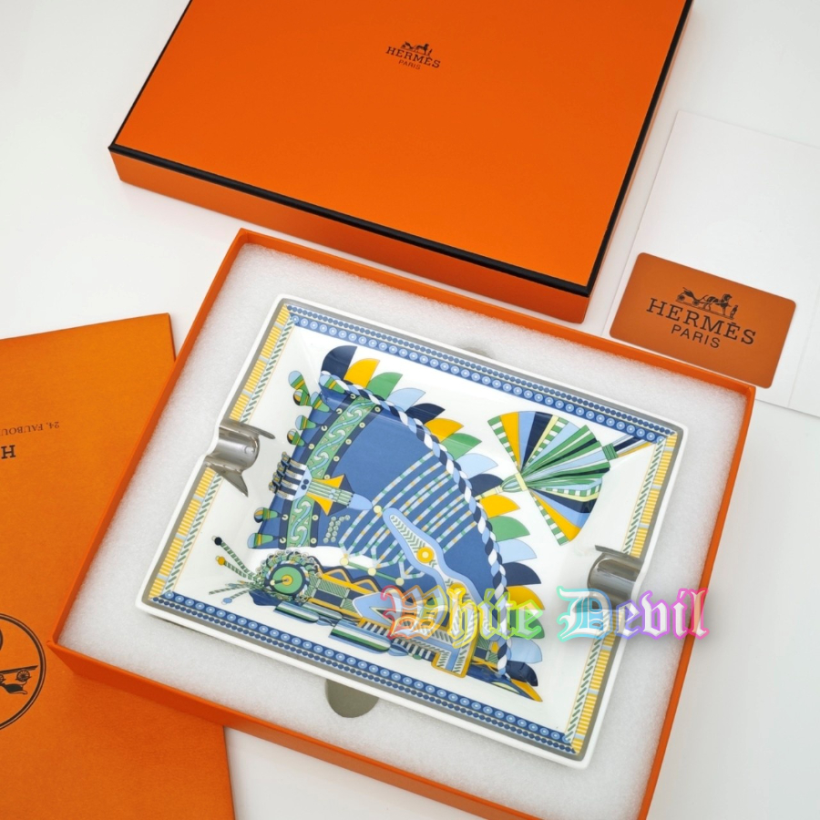 하얀악마 에르 젒 (1).jpg