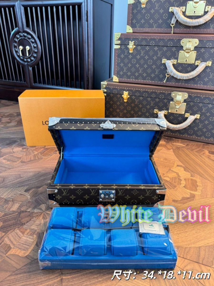 하얀악마 루이 시계 케이스 (6).jpg