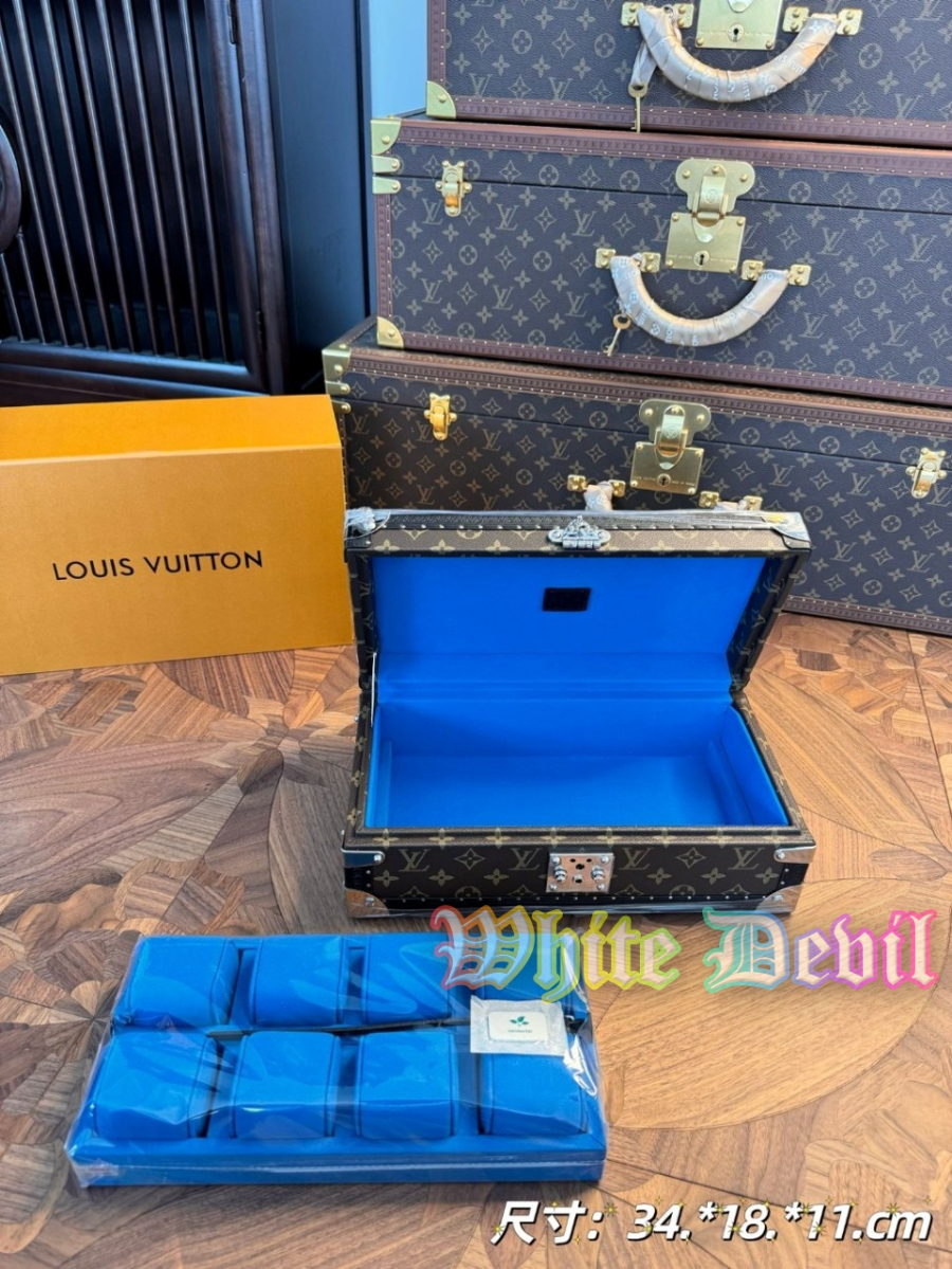 하얀악마 루이 시계 케이스 (9).jpg