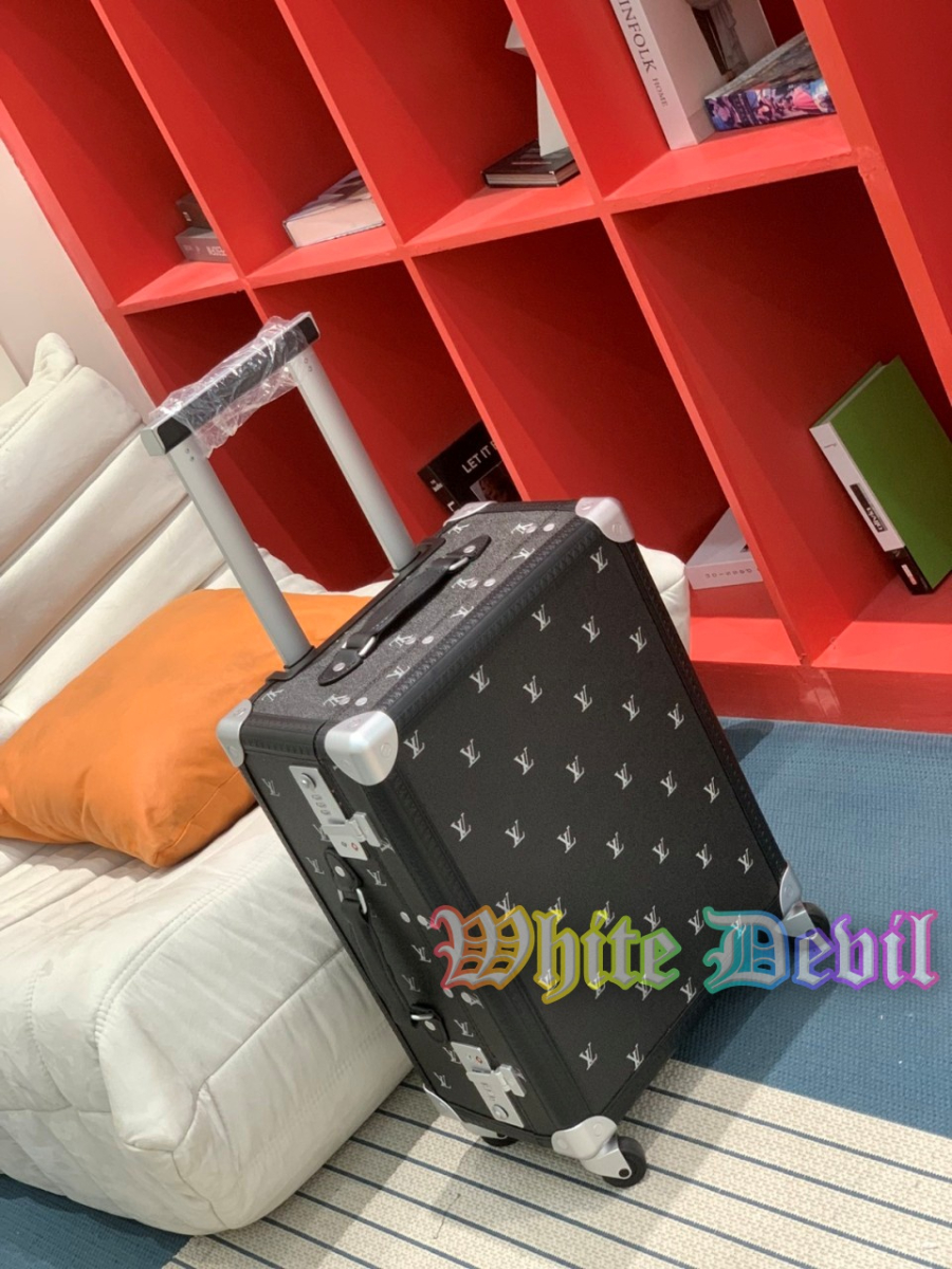 하얀악마 루이 캐리어 (1).jpg