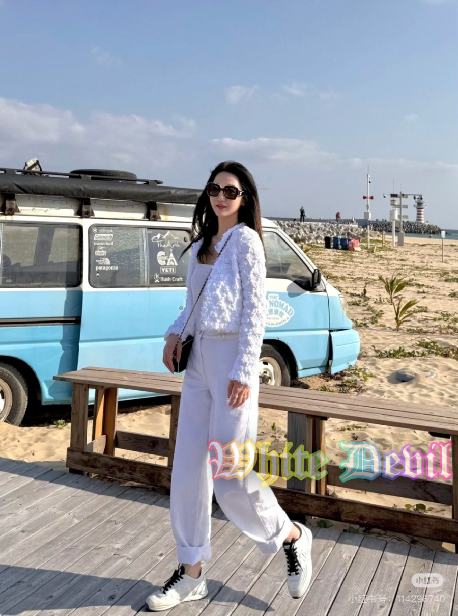 하얀악마 샤넬 청바지 (1).jpg