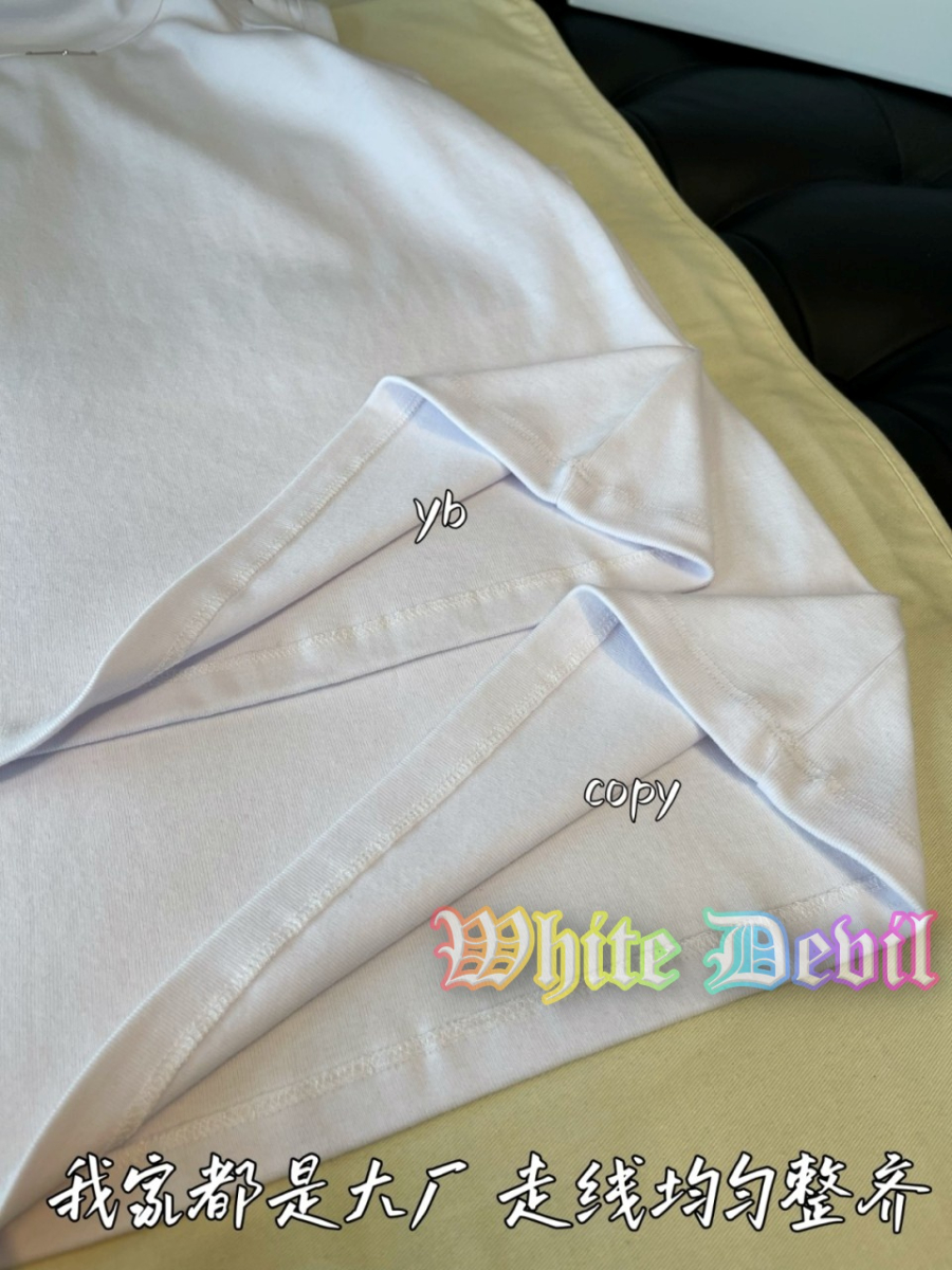 하얀악마 프라다 나시 (9).jpg