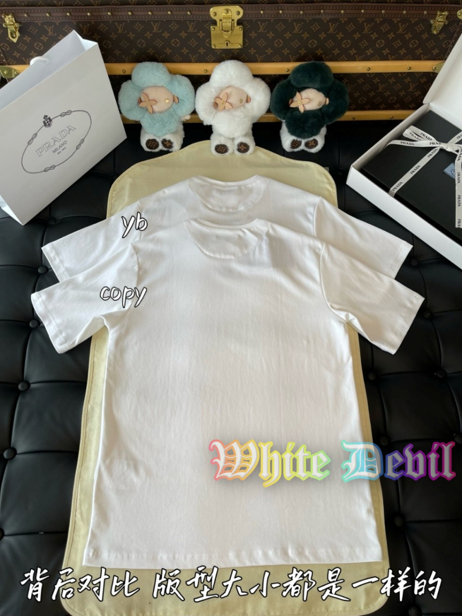 하얀악마 프라다 반팔티 (9).jpg