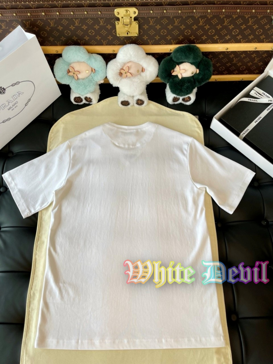 하얀악마 프라다 반팔티 (19).jpg