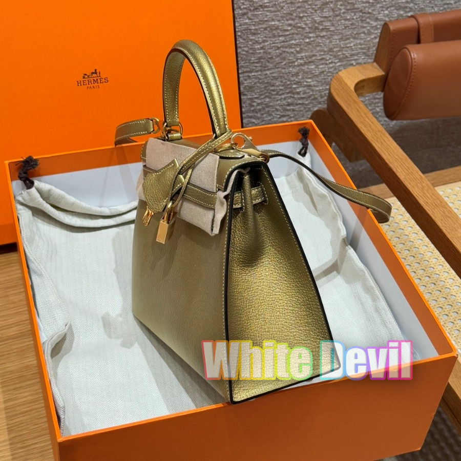 하얀악마 에르 켈리 (6).jpg