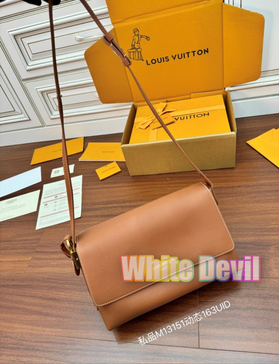 하얀악마 루이 메신저백 (3).jpg