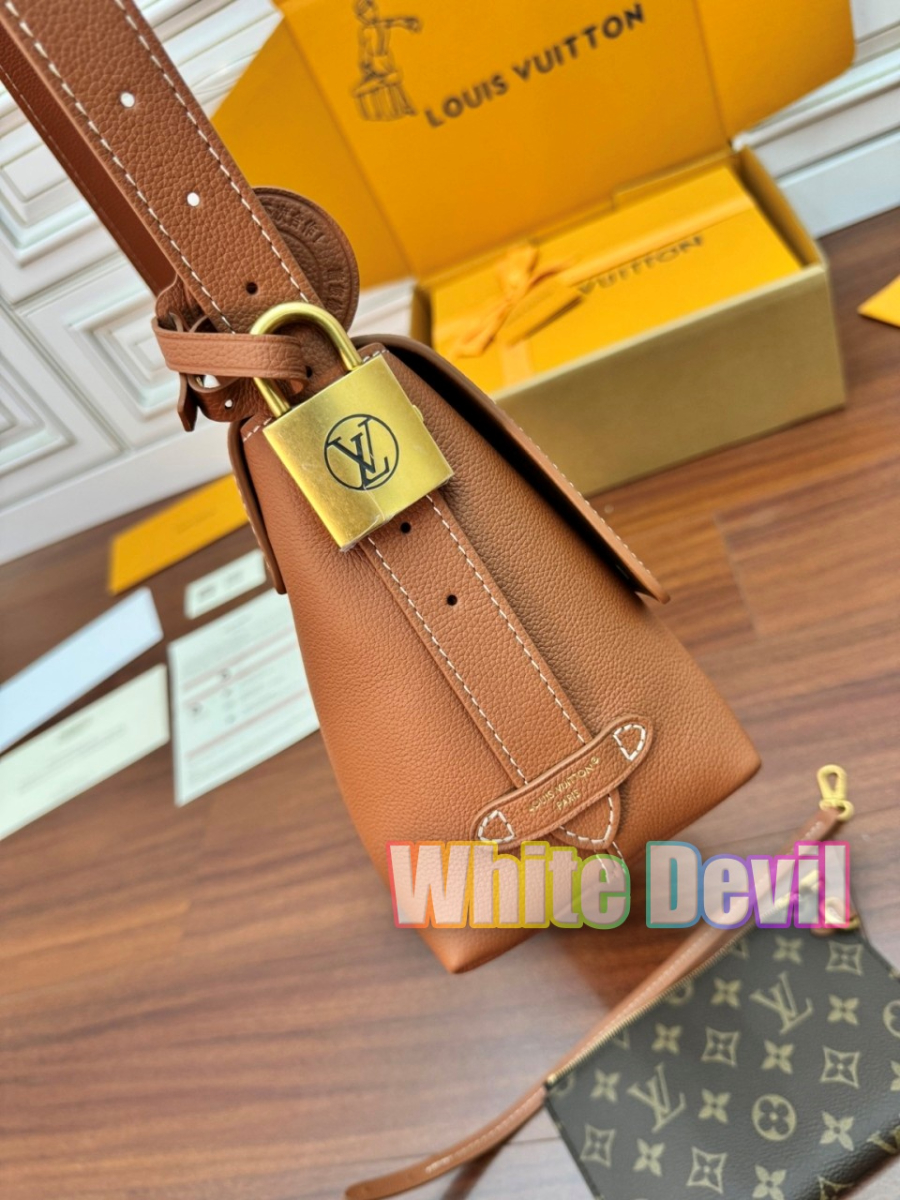 하얀악마 루이 메신저백 (11).jpg