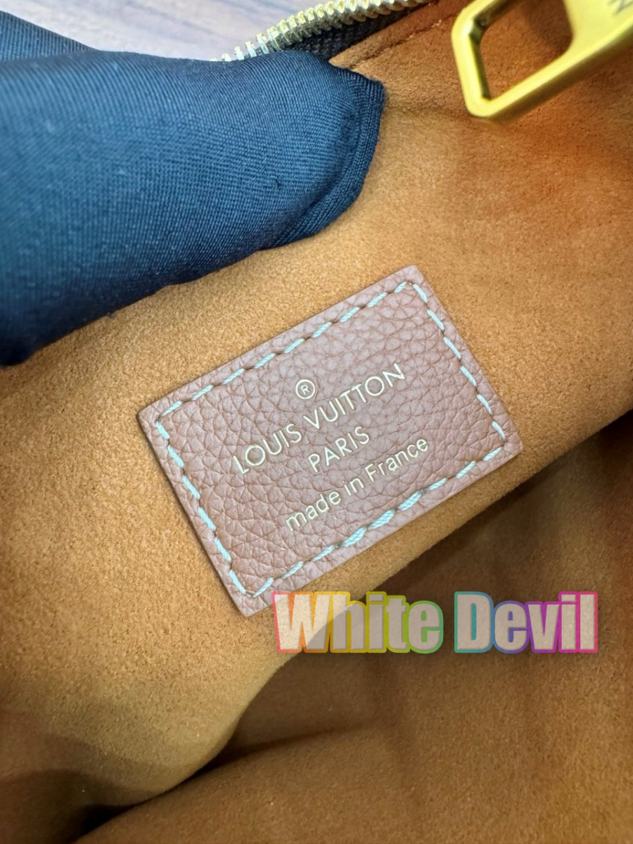 하얀악마 루이 메신저백 (20).jpg