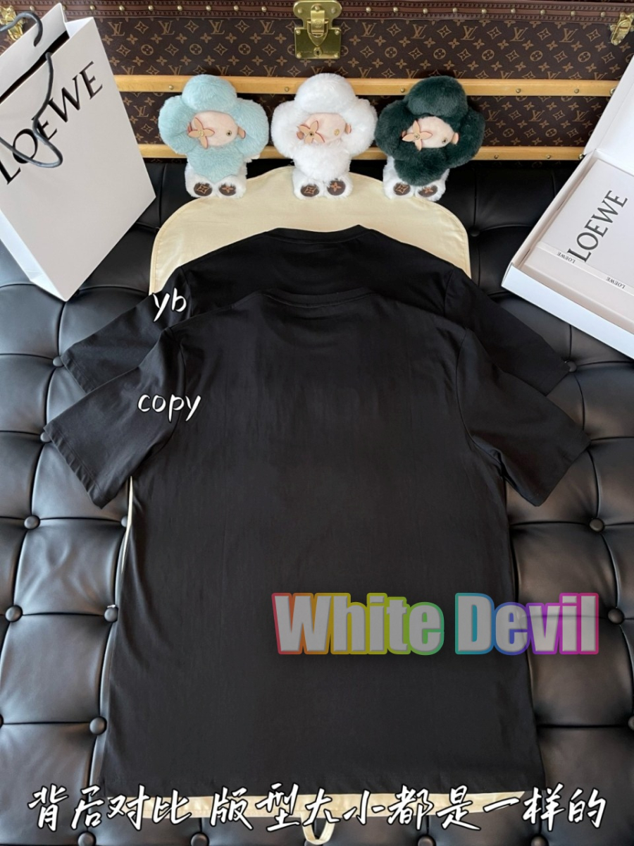 하얀악마 로에베 반팔티 (11).jpg