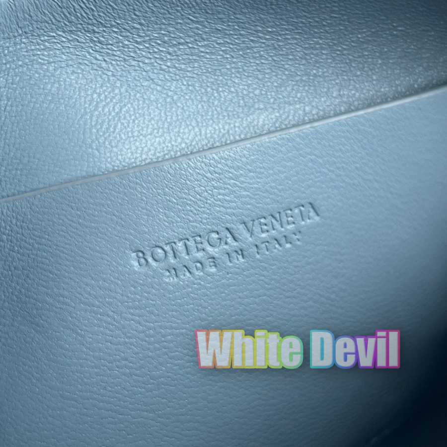 하얀악마 보테가 파우치 (9).jpg