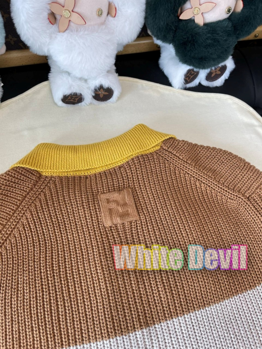 하얀악마 펜디 반팔 (19).jpg