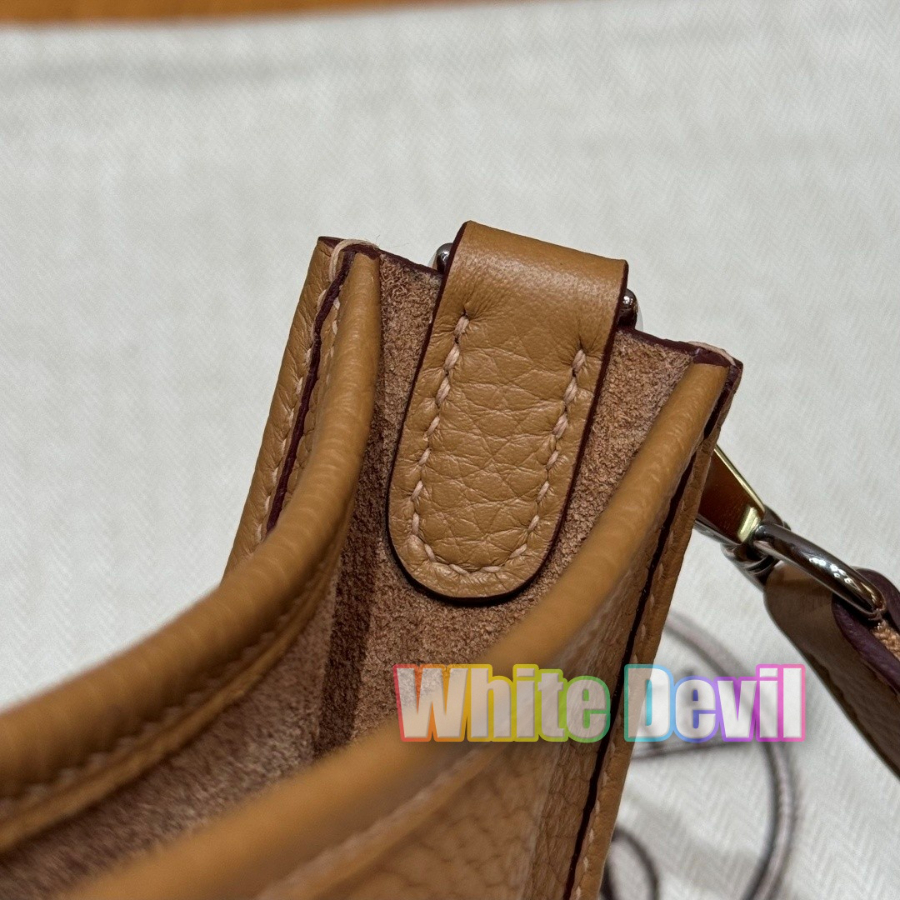 하얀악마 에르 에블린 (12).jpg