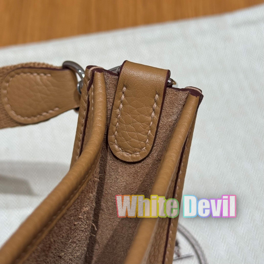 하얀악마 에르 에블린 (13).jpg