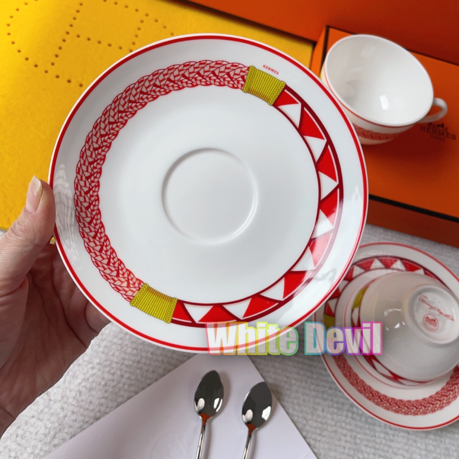 하얀악마 에르 커피잔 (3).jpg