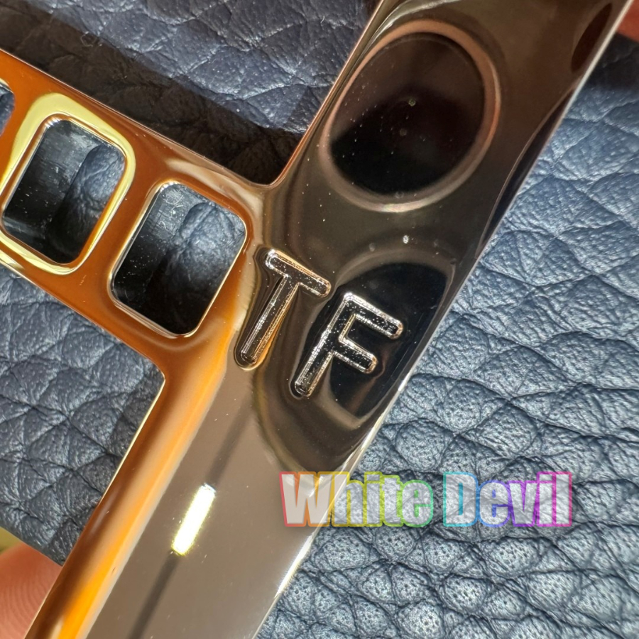 하얀악마 톰포드 베릍 (10).jpg