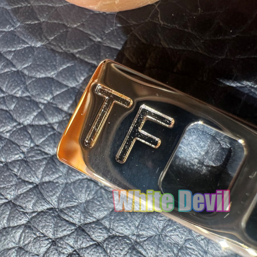 하얀악마 톰포드 베릍 (11).jpg