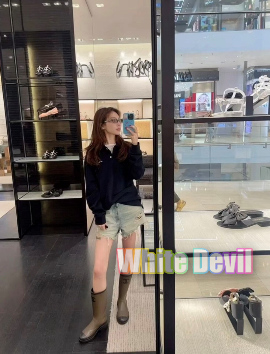 하얀악마 샤넬 부츠 (1).jpg