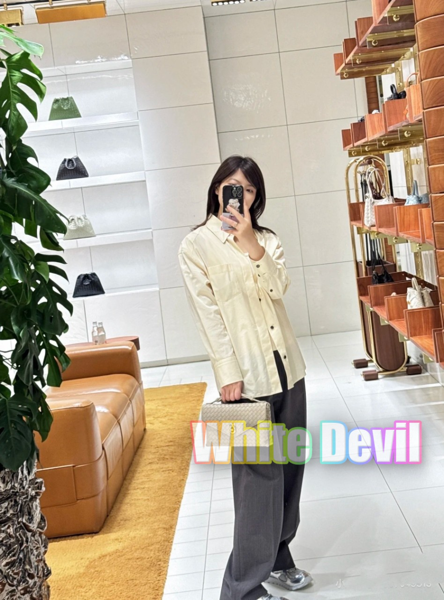 하얀악마 보테가 가방 (1).jpg