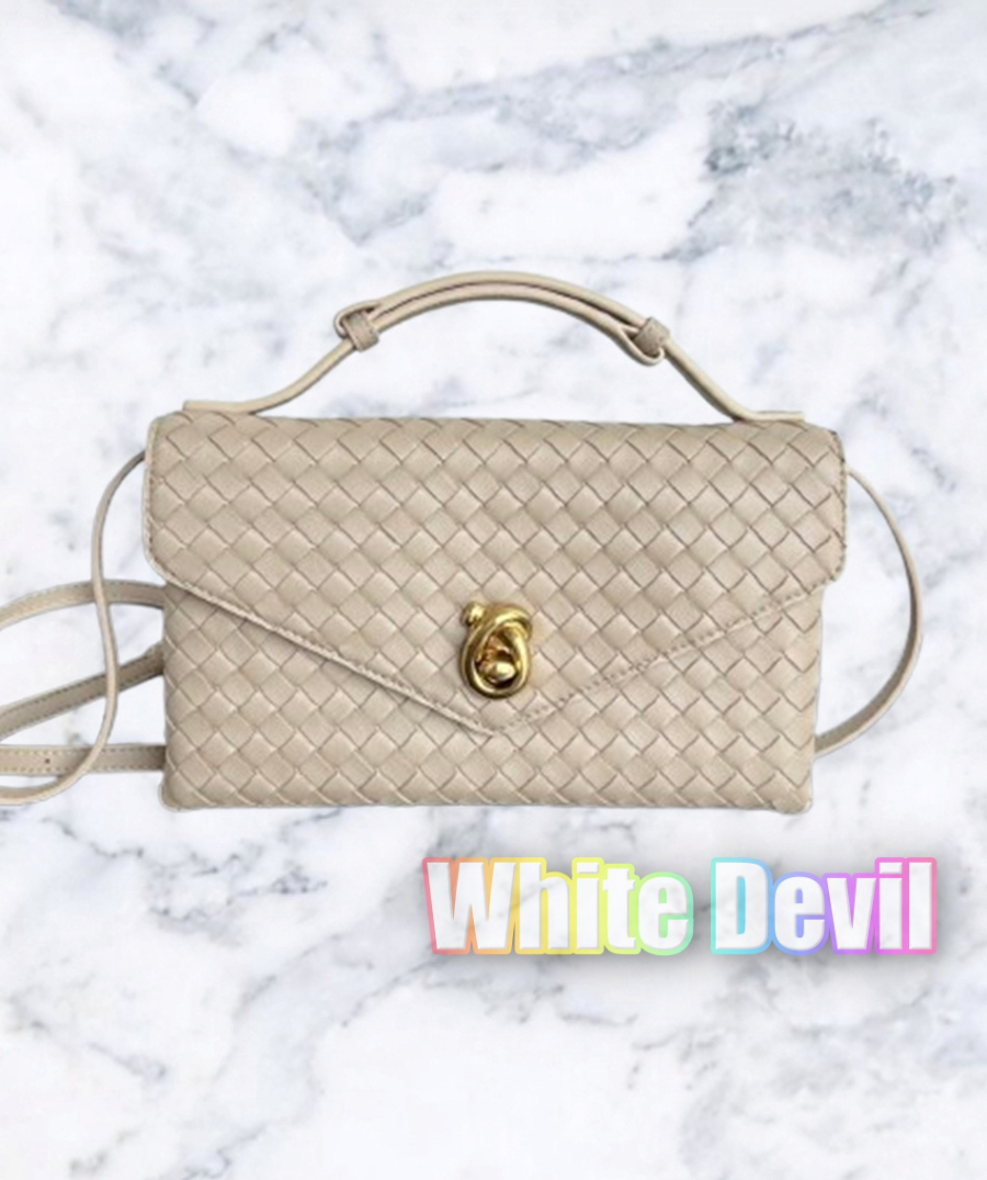하얀악마 보테가 가방 (12).jpg