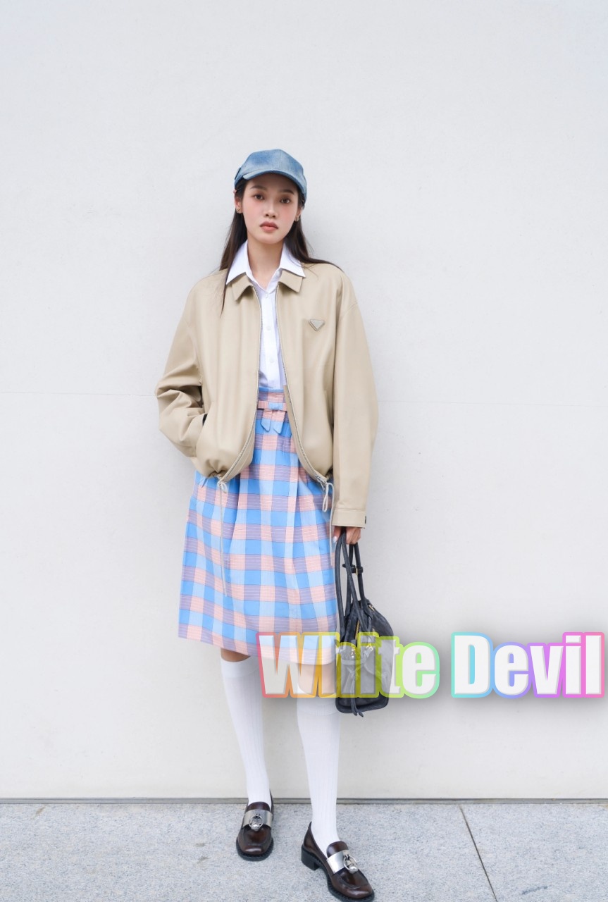 하얀악마 프라다 치마 (1).jpg