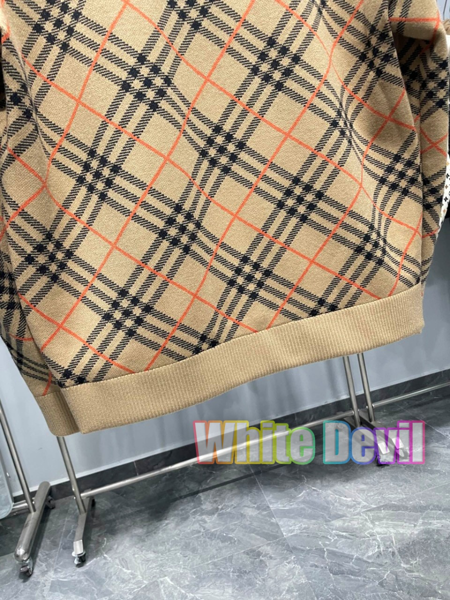 하얀악마 버버리 가디건 (10).jpg