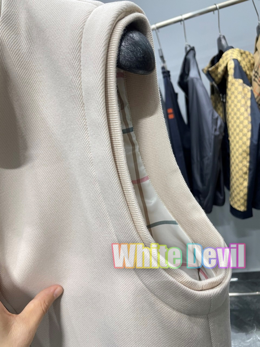 하얀악마 로로 조끼 (10).jpg