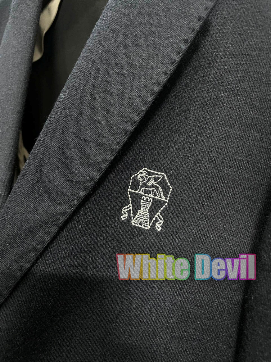 하얀악마 쿠치 정장 (11).jpg
