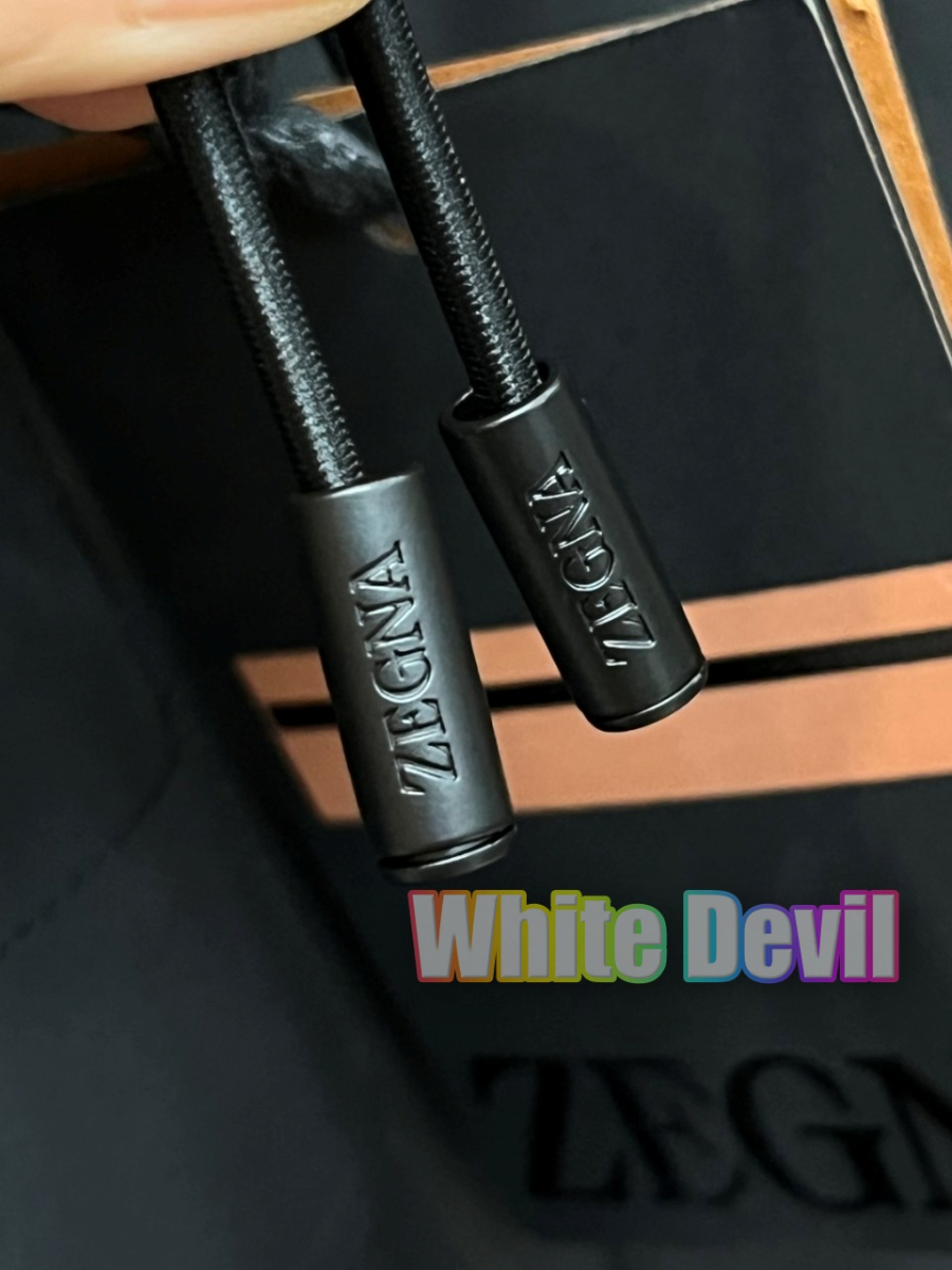 하얀악마 제냐 점퍼 (9).jpg