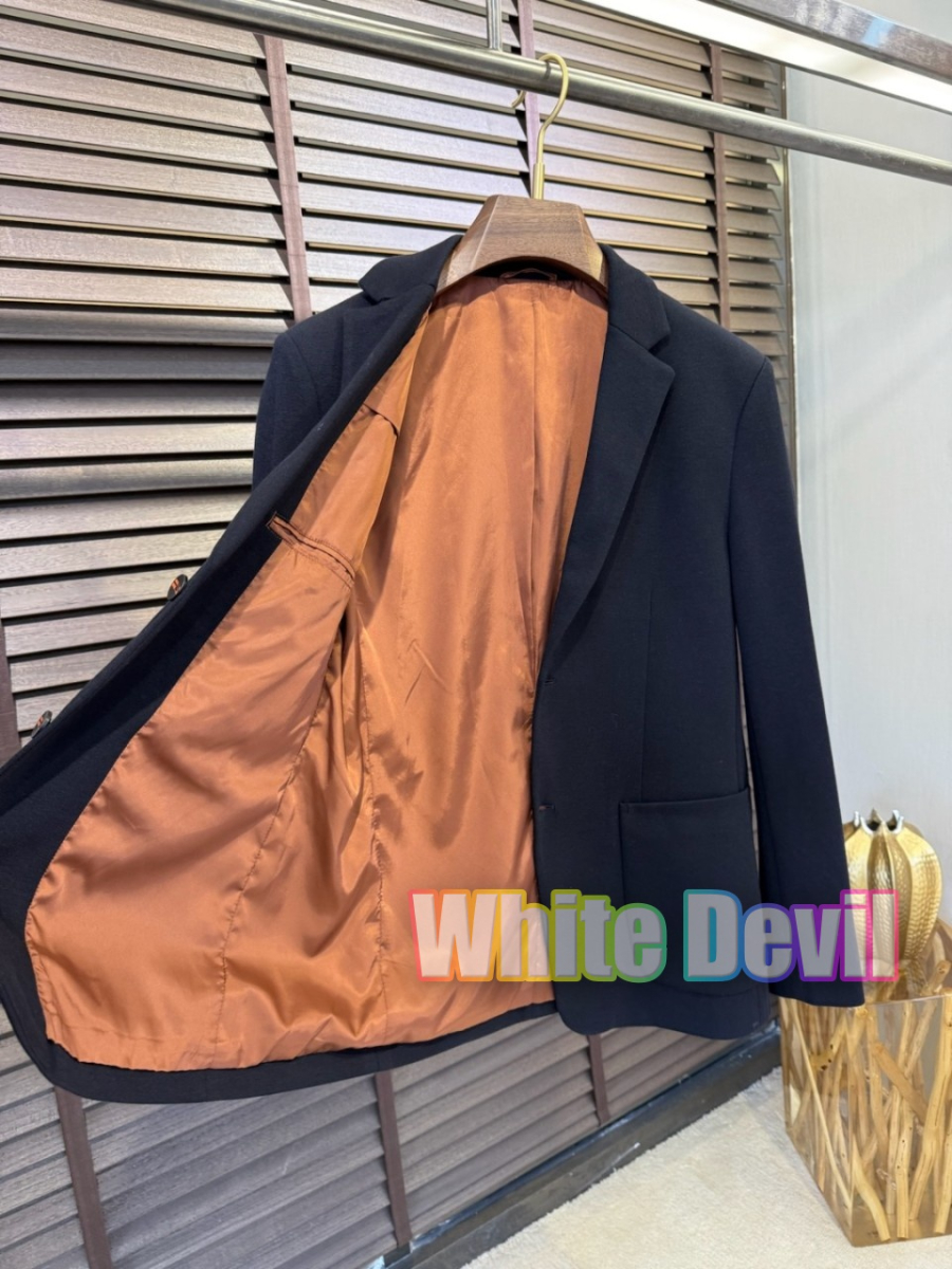 하얀악마 제냐 자켓 (7).jpg