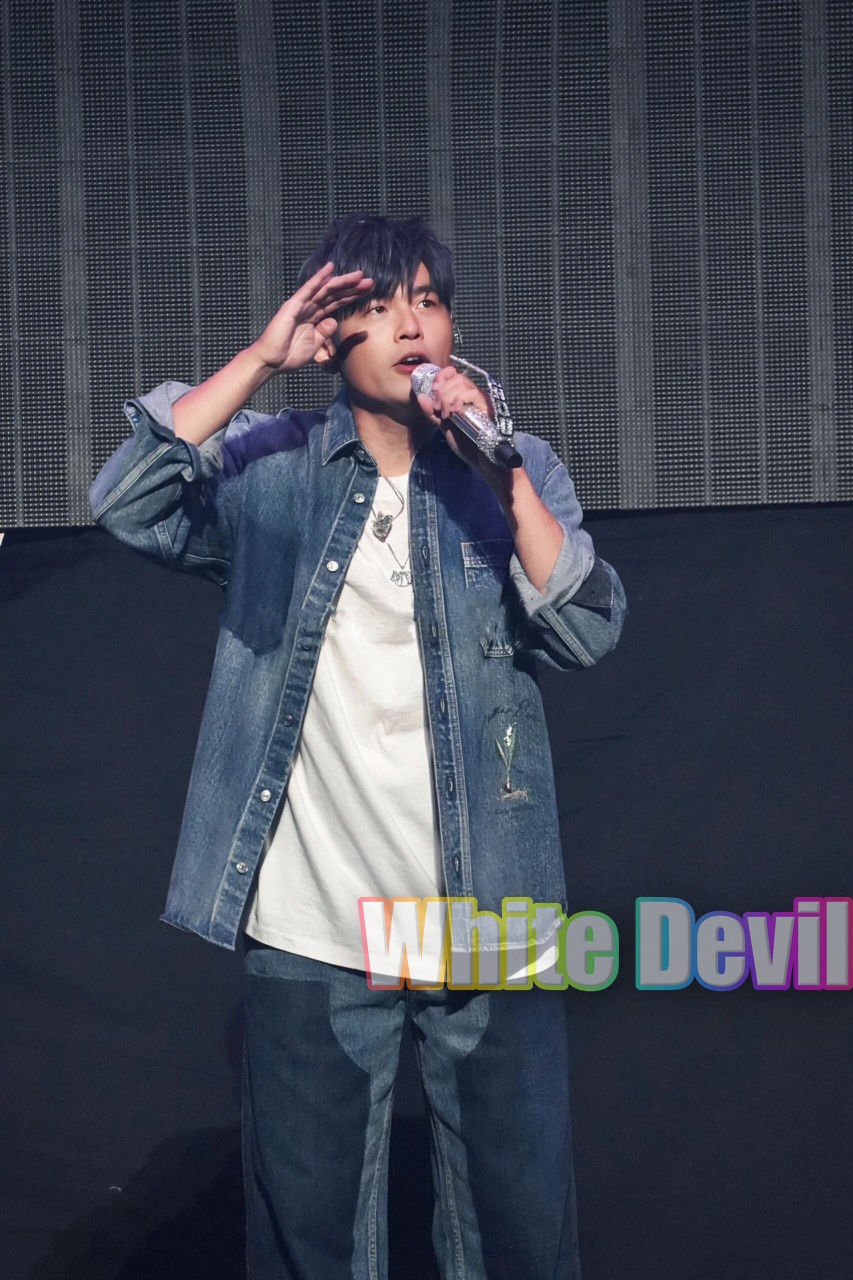 하얀악마 디올 셔츠 (1).jpg