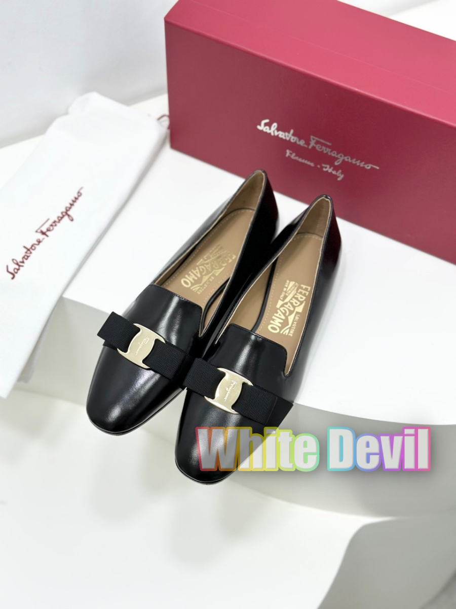하얀악마 페라가모 구두 (3).jpg