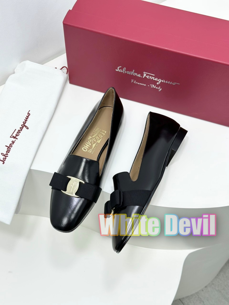 하얀악마 페라가모 구두 (5).jpg