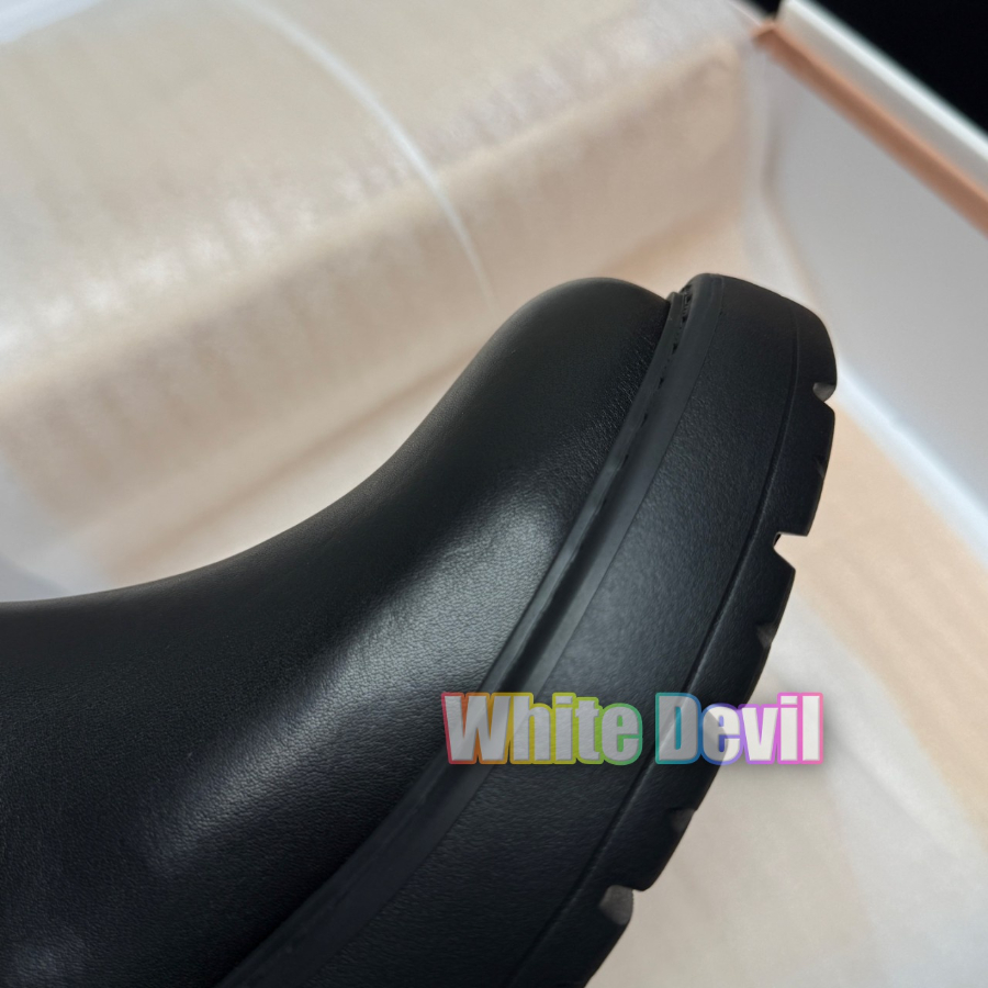 하얀악마 미우 워커 (9).jpg