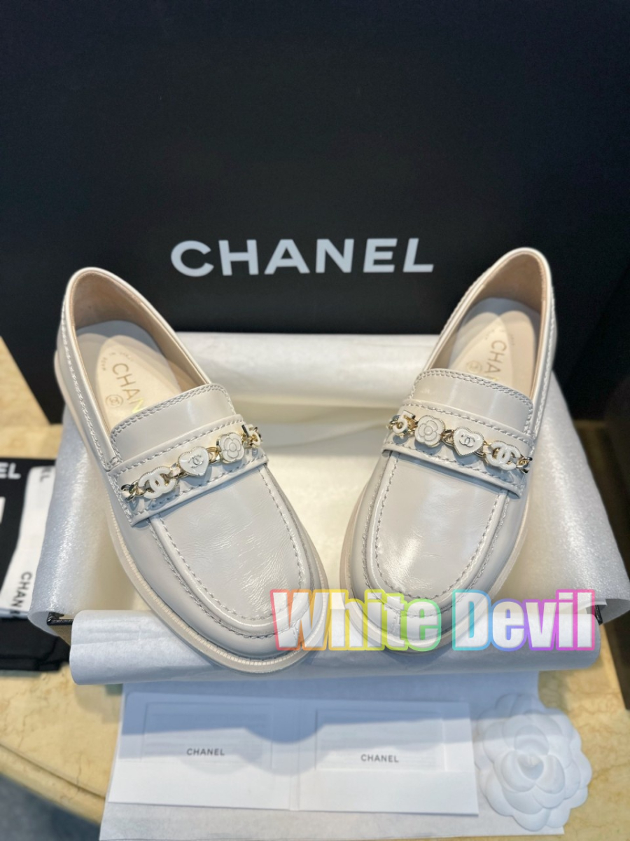 하얀악마 샤넬 로퍼 (3).jpg