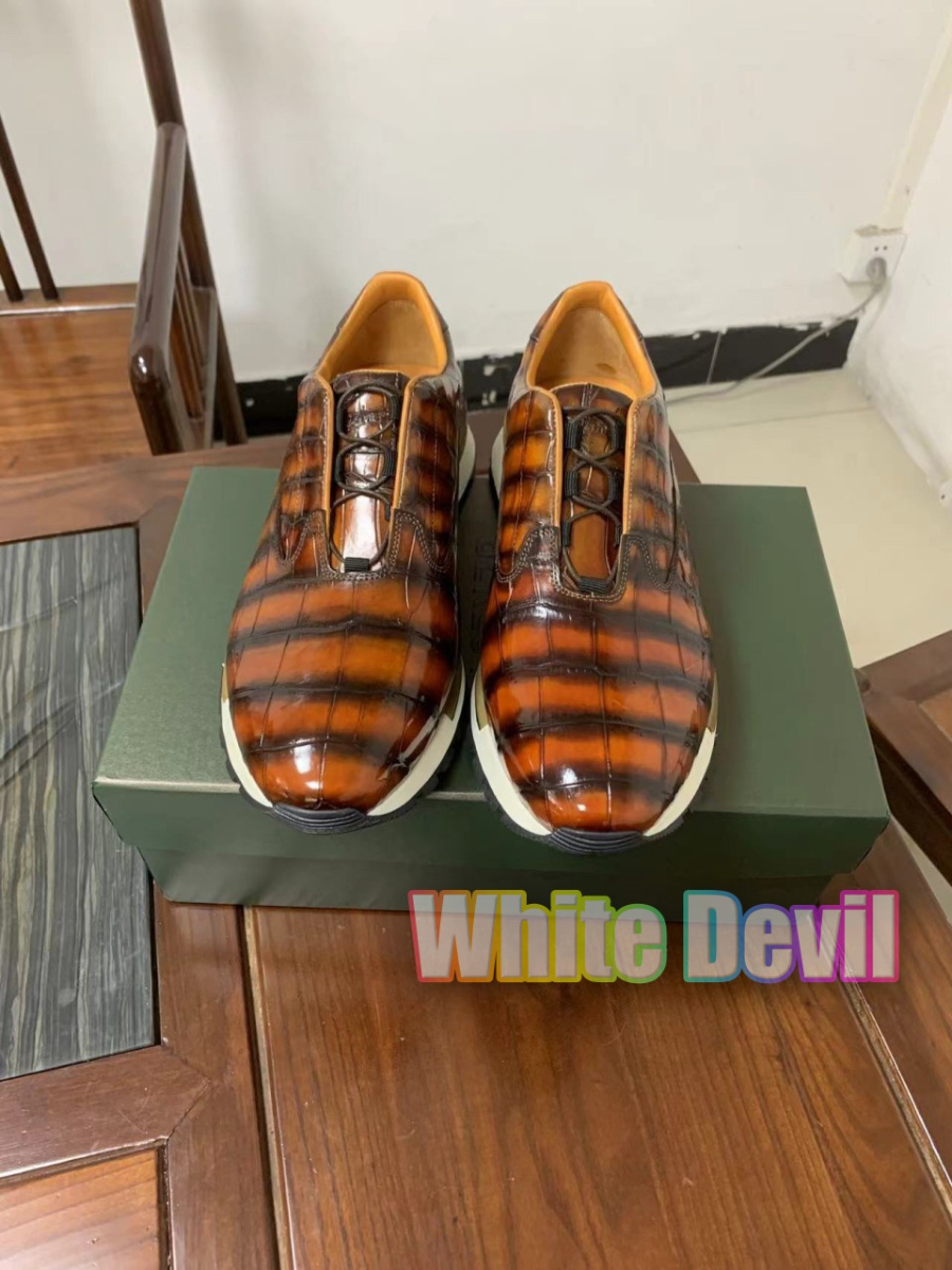 하얀악마 벨루티 스니커즈 (2).jpg