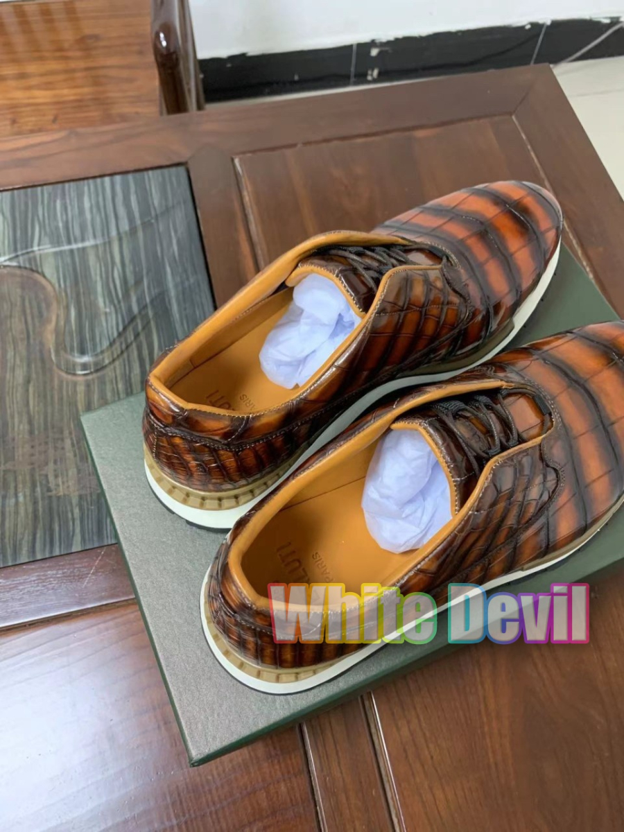 하얀악마 벨루티 스니커즈 (8).jpg