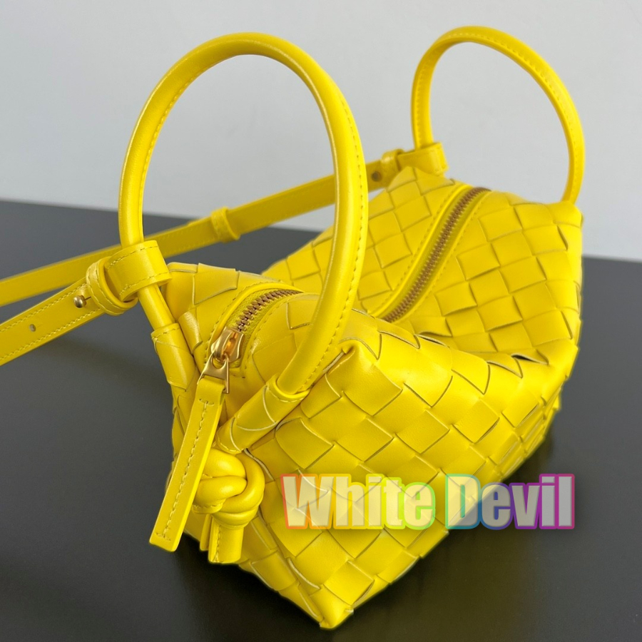 하얀악마 보테가 루프백 (2).jpg