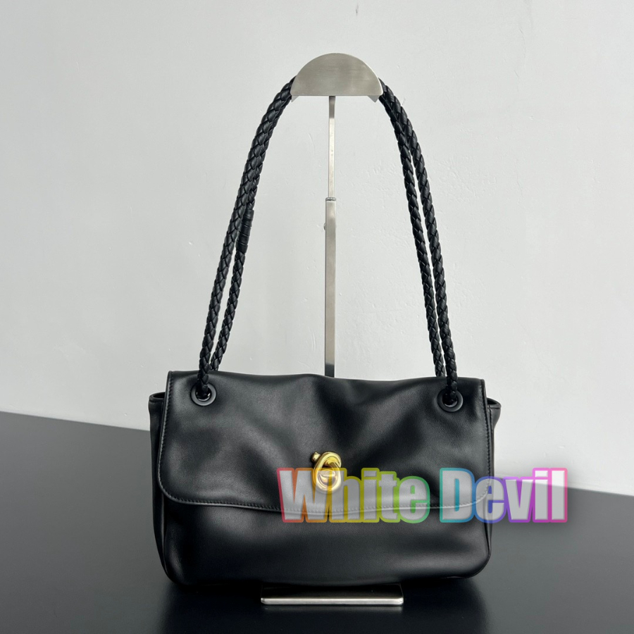 하얀악마 보테가 메디슨 (1).jpg