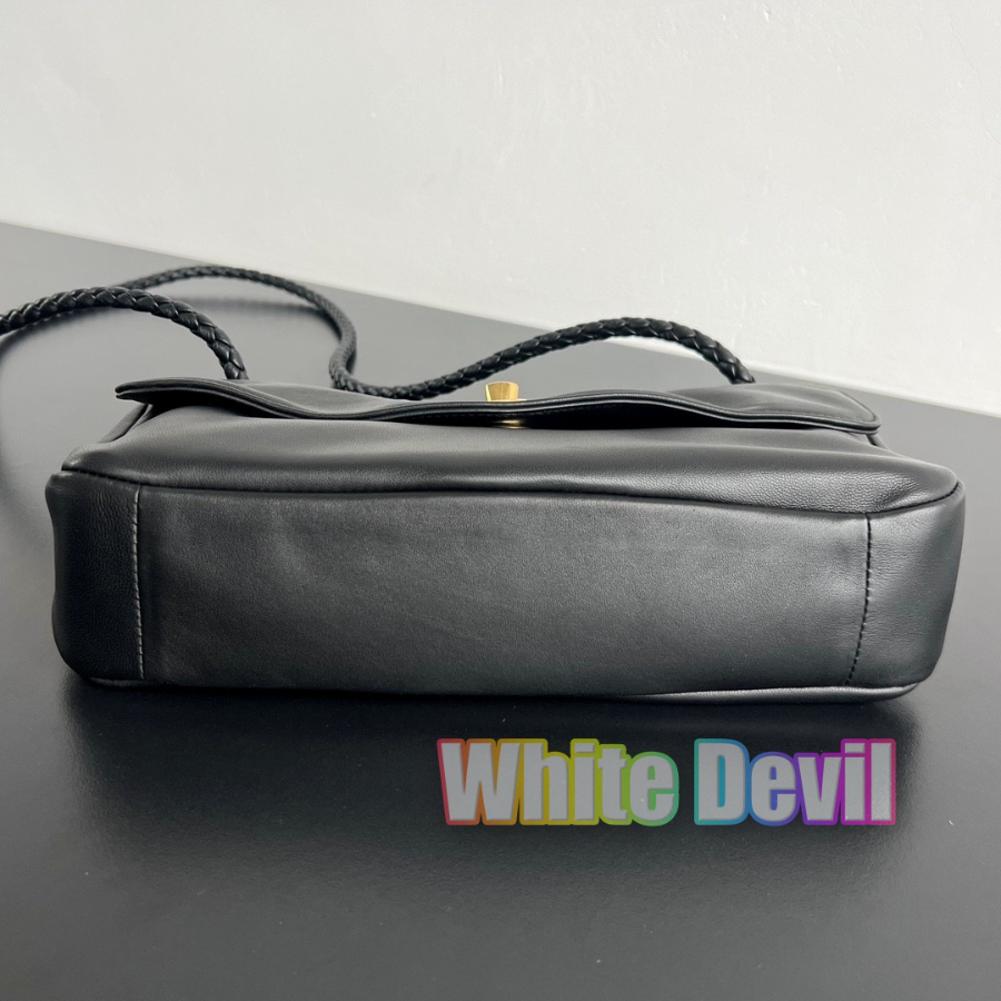 하얀악마 보테가 메디슨 (4).jpg