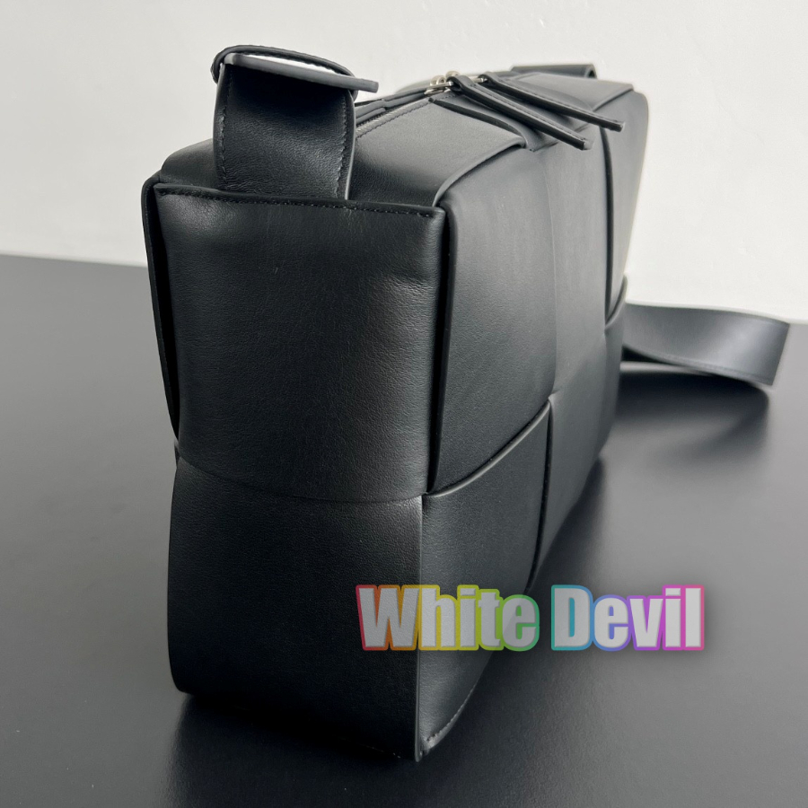 하얀악마 보테가 카메라가방 (2).jpg