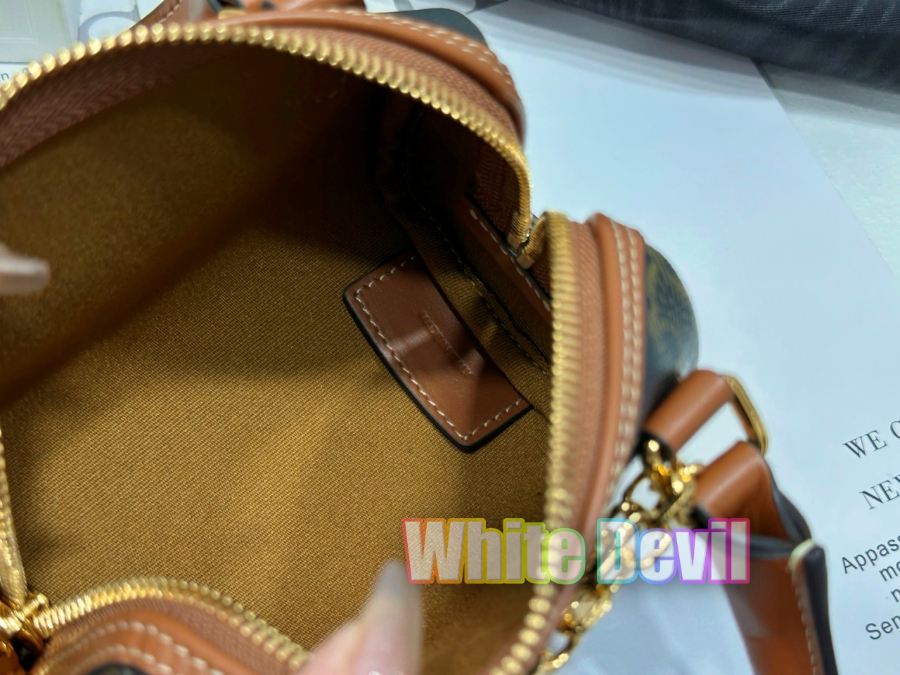 하얀악마 셀린 트리오페 (10).jpg