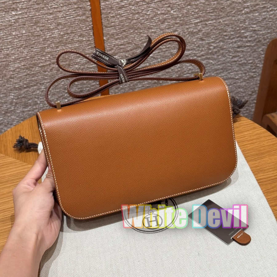 하얀악마 에르 콘스탄스 엘란 (3).jpg