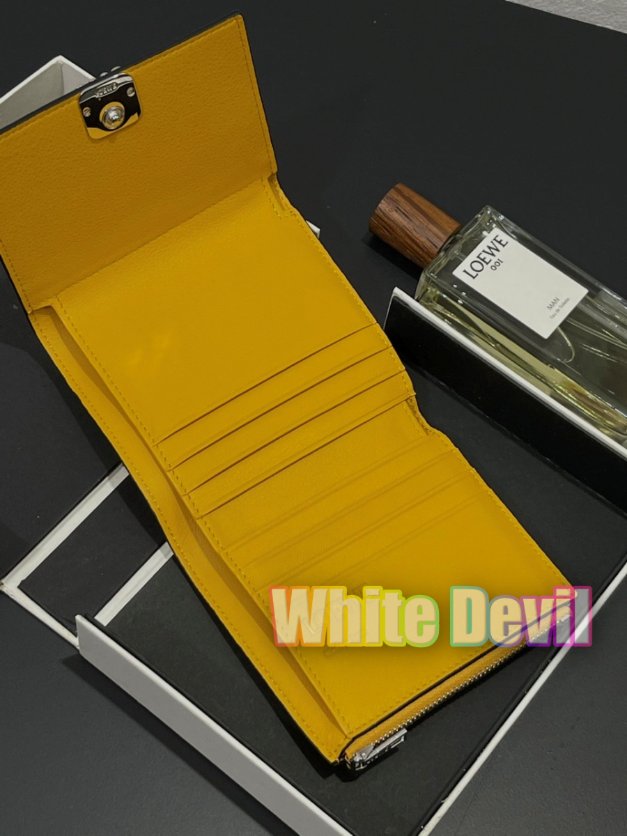 하얀악마 로에베 지갑 (9).jpg