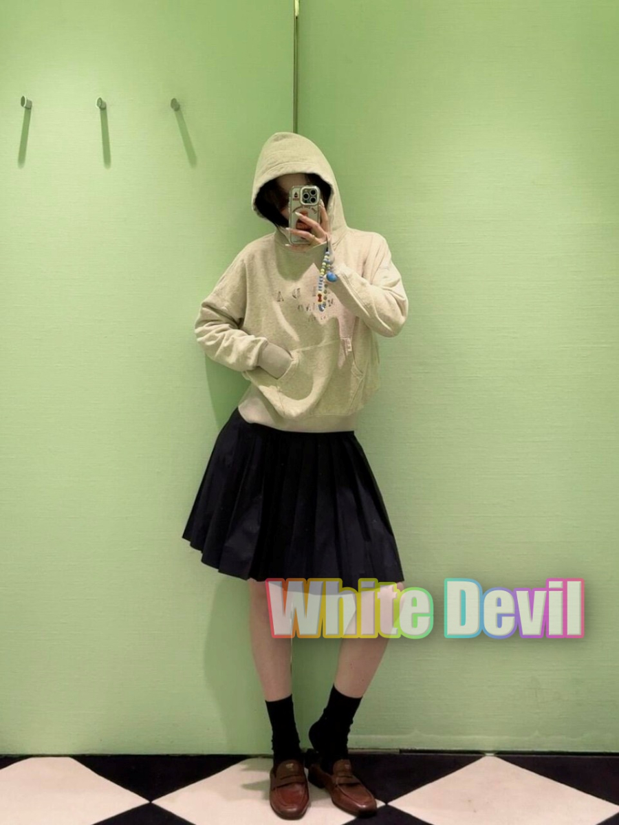 하얀악마 프라다 후드 (1).jpg