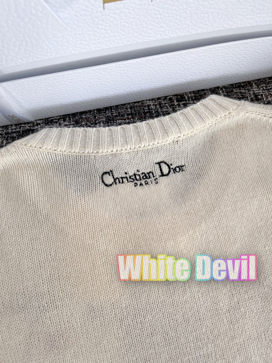 하얀악마 디올 니트 (18).jpg