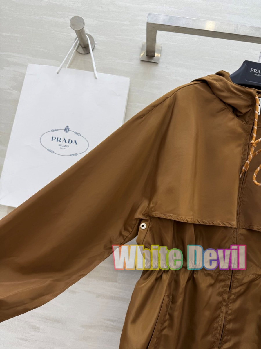 하얀악마 프라다 코트 (7).jpg