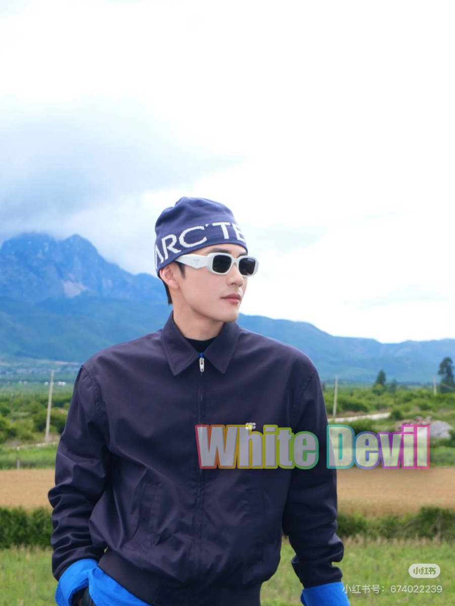 하얀악마 셀린느 점퍼 (2).jpg