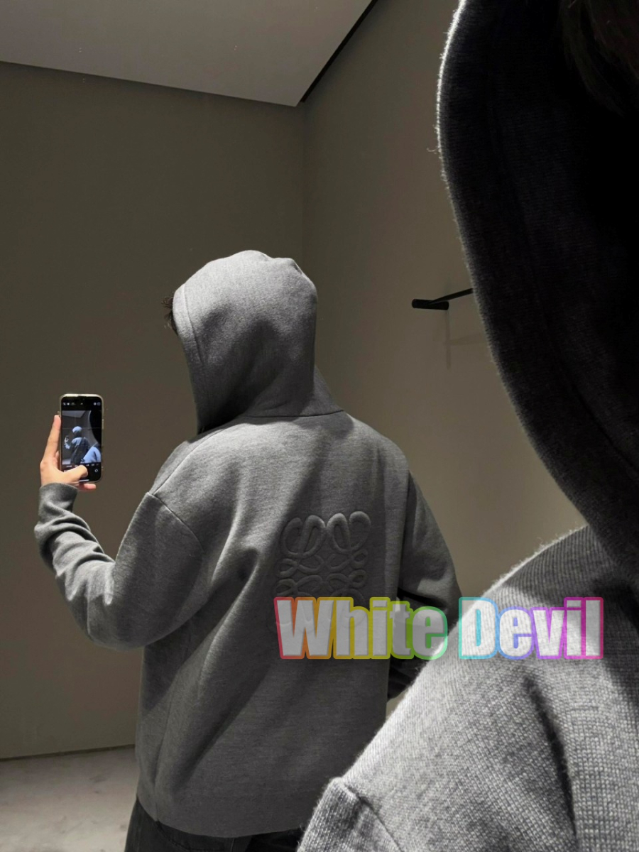 하얀악마 로에베 집업 (2).jpg